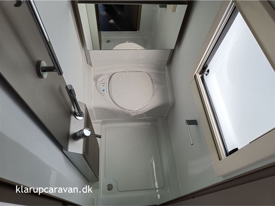 Adria Alpina 583 LP